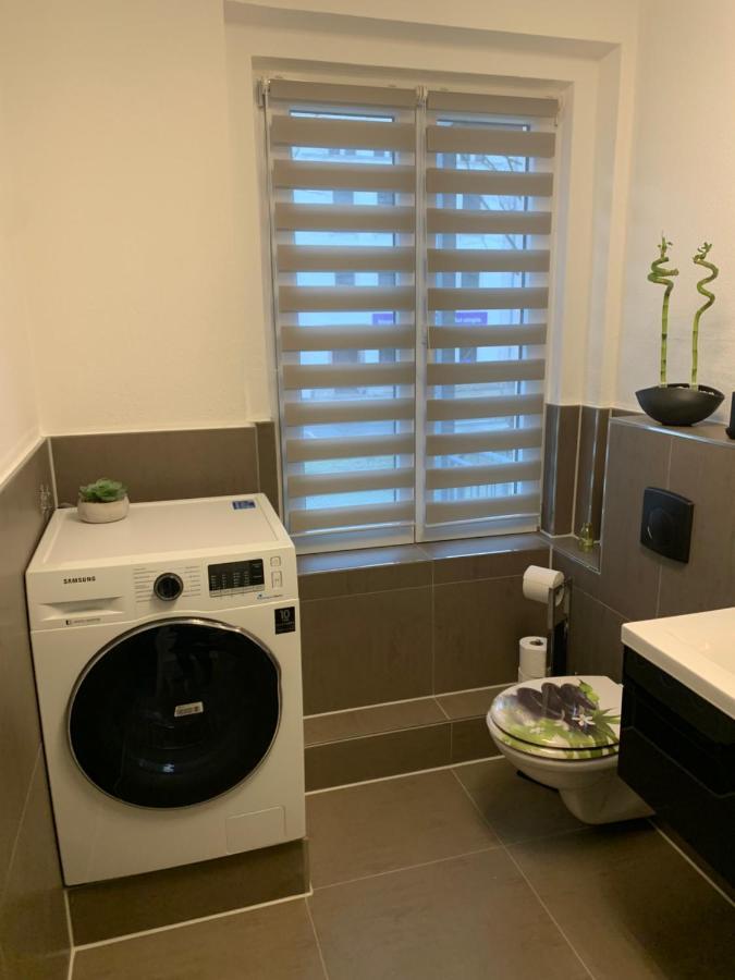 קמניץ 40 Qm Appartment Parkplatz, Balkon,Netflix, Prime מראה חיצוני תמונה